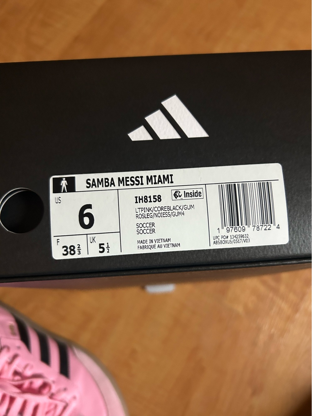 NIB Adidas Samba Messi Indoor Soccer Shoes Men’s 6 Women’s 8.5 Light Pink Black - Picture 9 of 9
